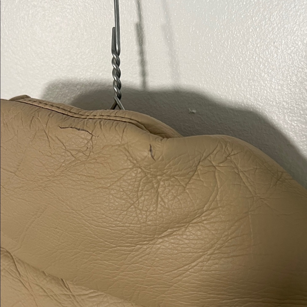 faux leather puffer - Picture 10 of 10